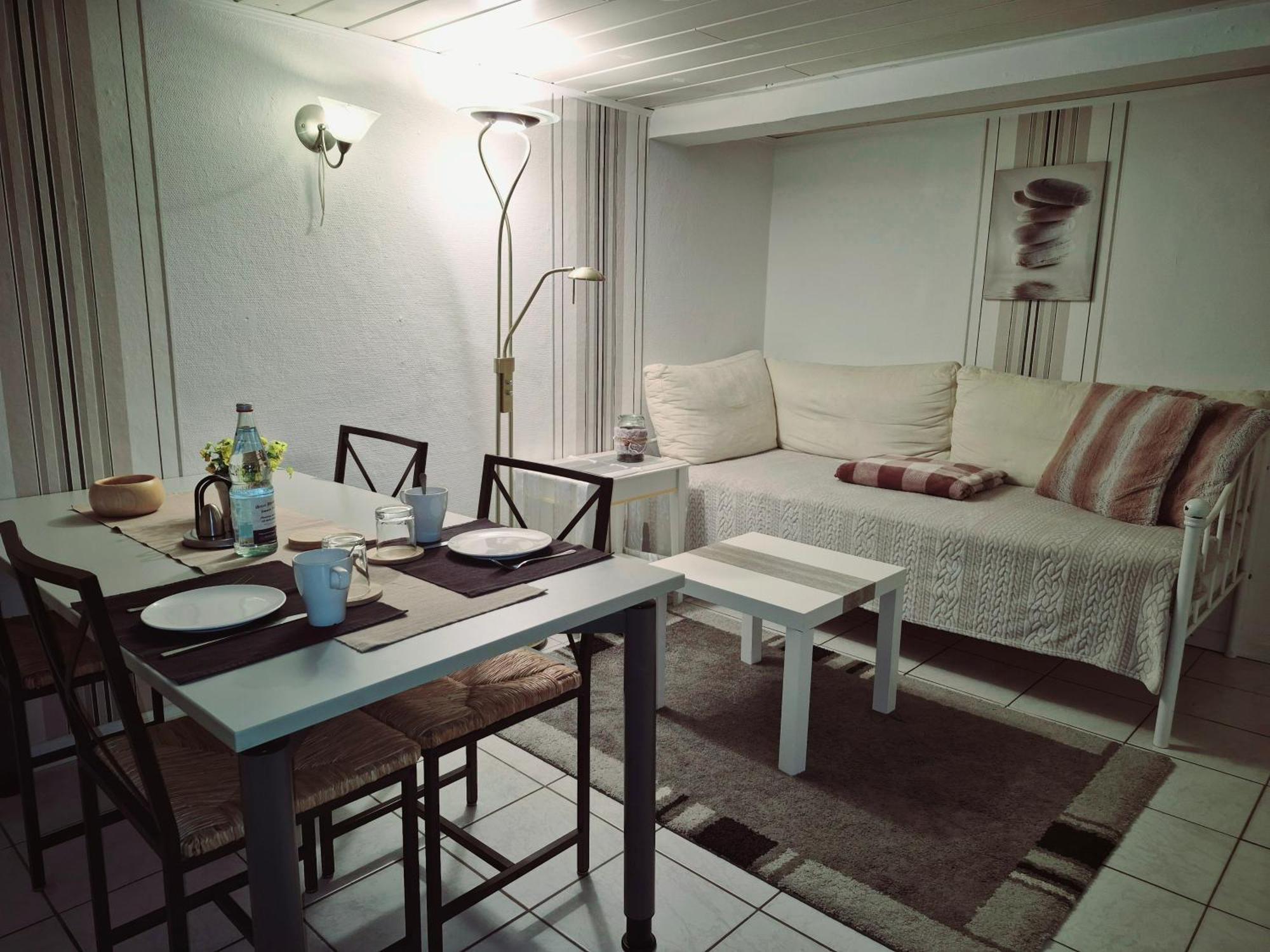 Appartement Untergeschoss, Kaelder, Basement In Ruhiger Wohngegend à Flensbourg Extérieur photo